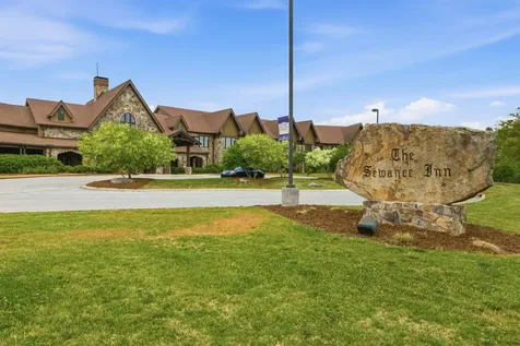 49 University Avenue Sewanee TN 37375