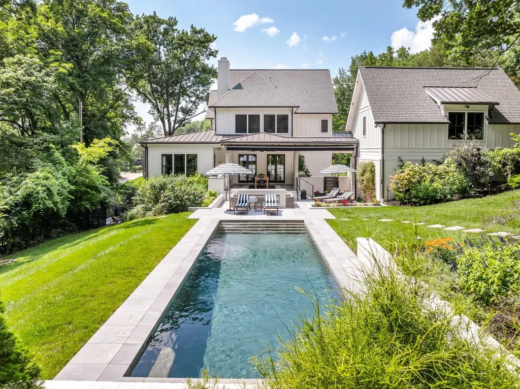 4527 Beacon Drive Nashville TN 37215