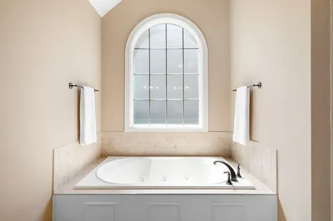 2003 Fishers Loop Spring Hill TN 37174