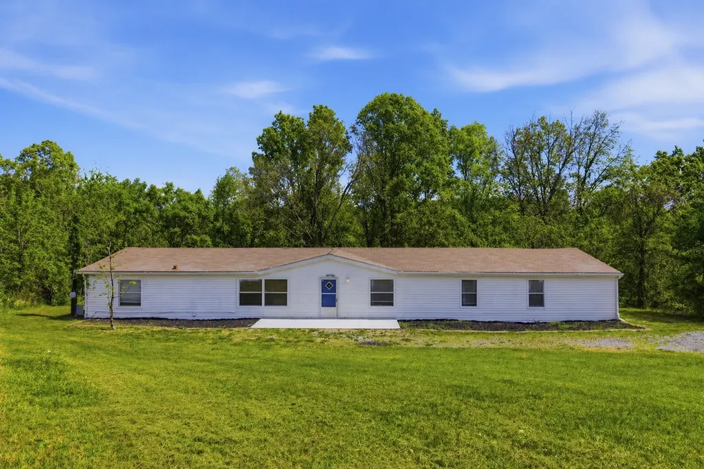 11274 Allen Drive Lyles TN 37098