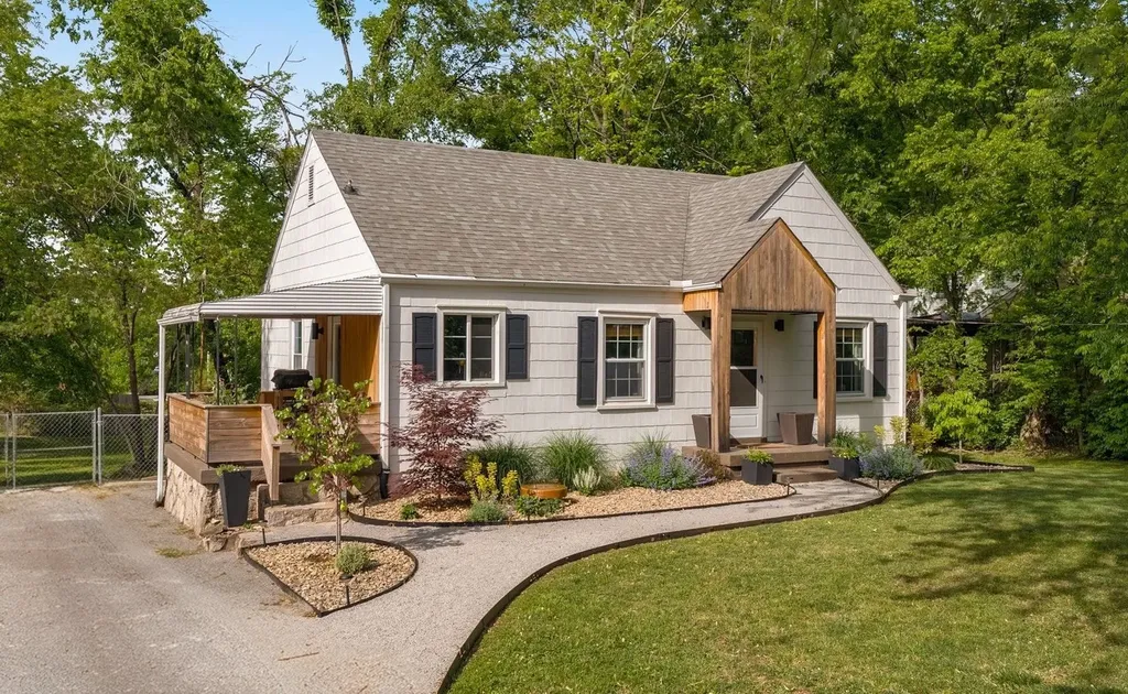 254 Tanksley Avenue Nashville TN 37211