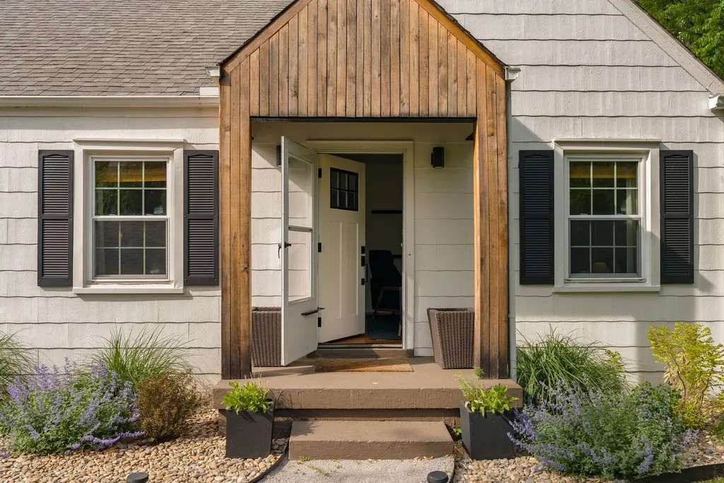 254 Tanksley Avenue Nashville TN 37211