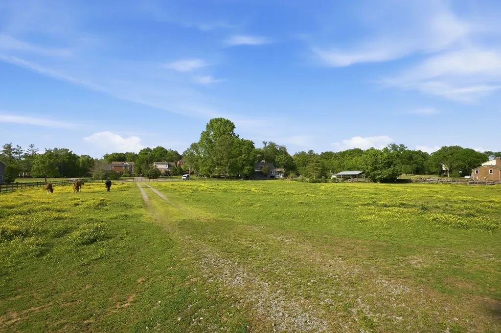 6515 Holt Road Nashville TN 37211