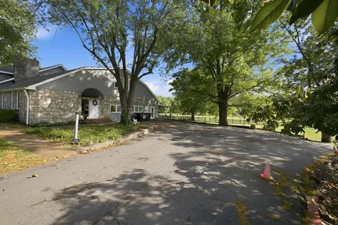 6515 Holt Road Nashville TN 37211