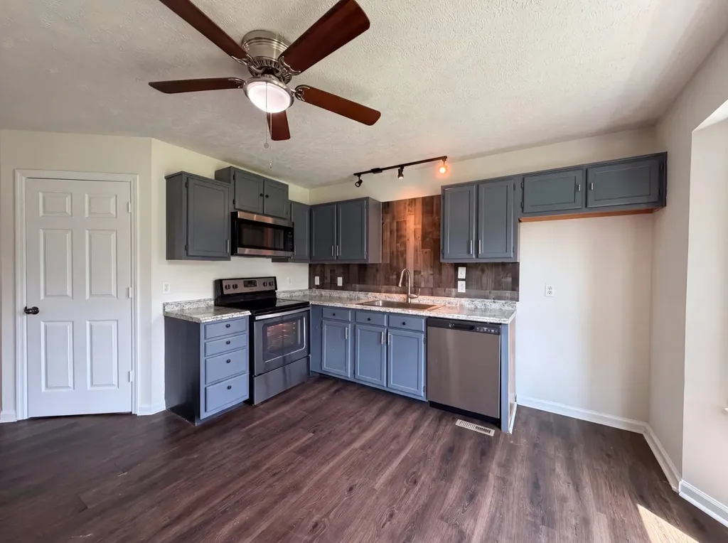 3849 Hearthstone Drive Chapel Hill TN 37034
