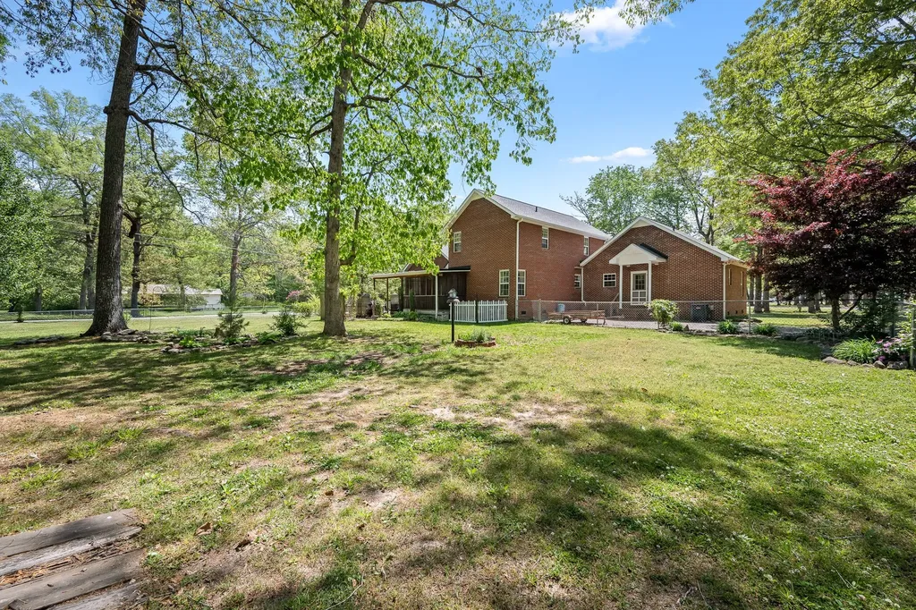 112 Prince Lane Tullahoma TN 37388