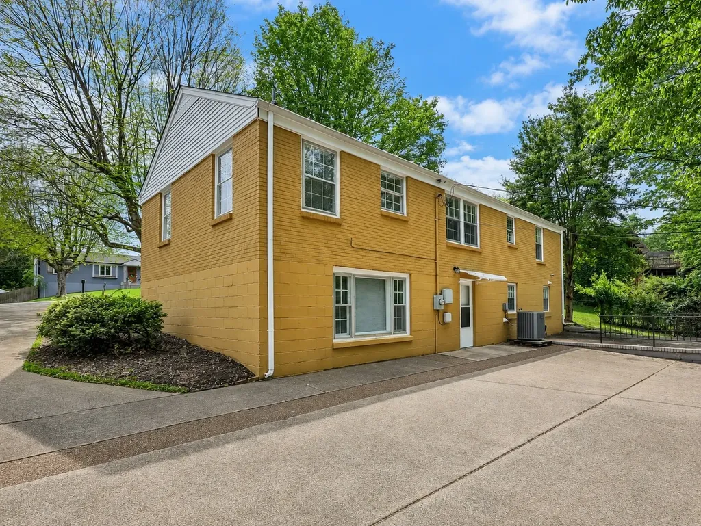 116 Allenwood Drive Clarksville TN 37043