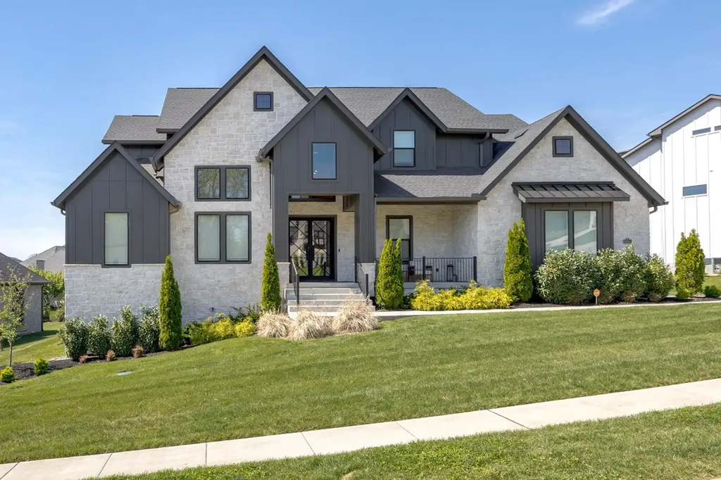 6055 Lookaway Circle Franklin TN 37067