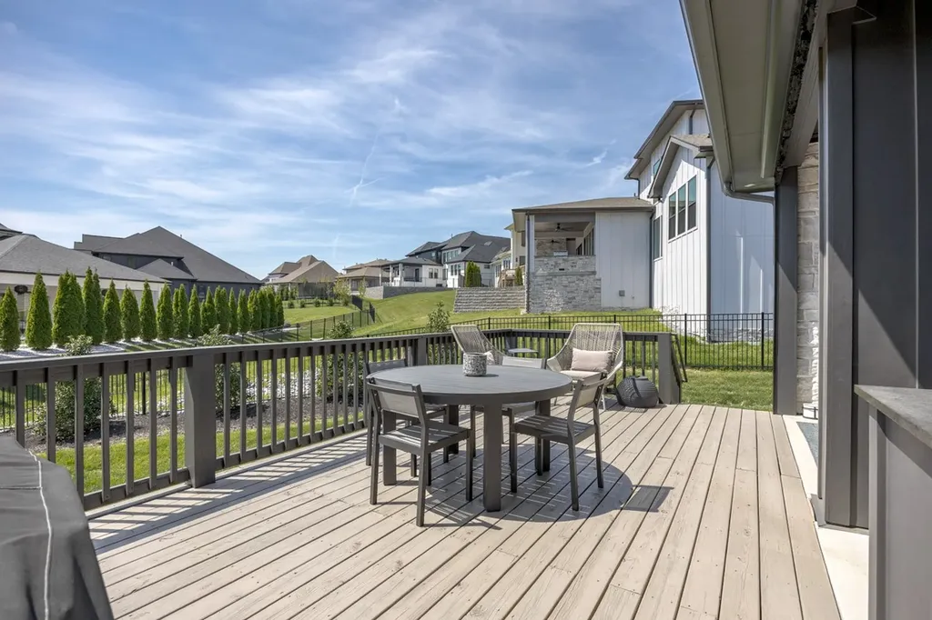 6055 Lookaway Circle Franklin TN 37067