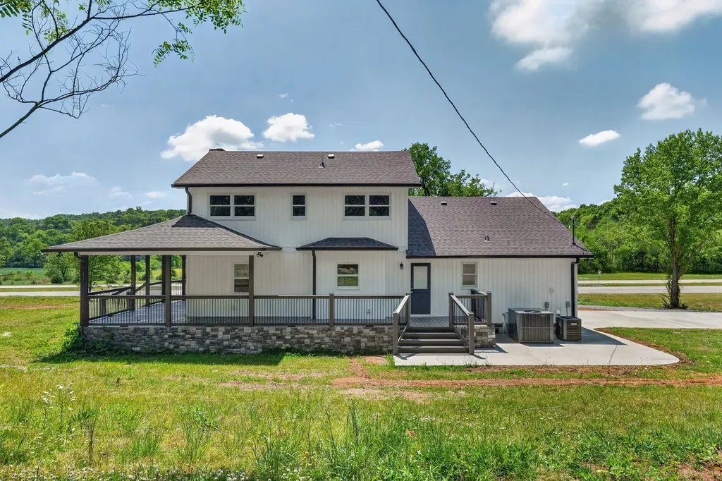 2313 Pulaski Highway Fayetteville TN 37334