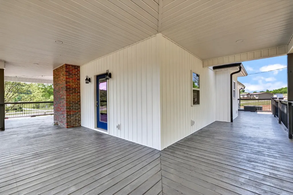 2313 Pulaski Highway Fayetteville TN 37334
