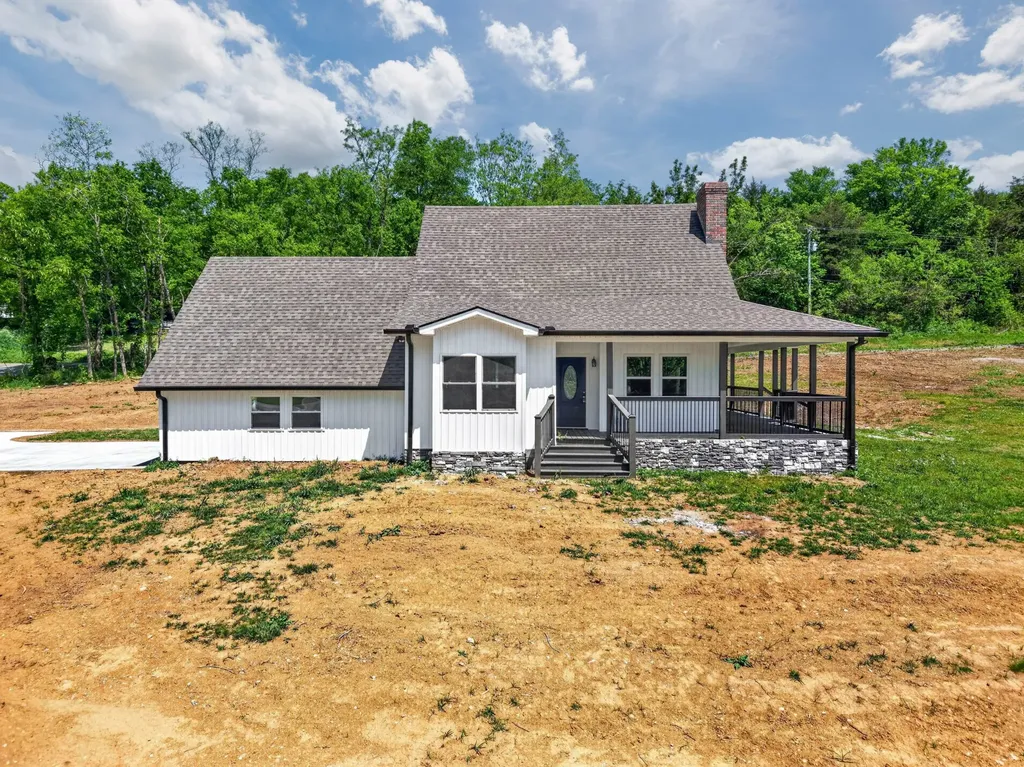 2313 Pulaski Highway Fayetteville TN 37334
