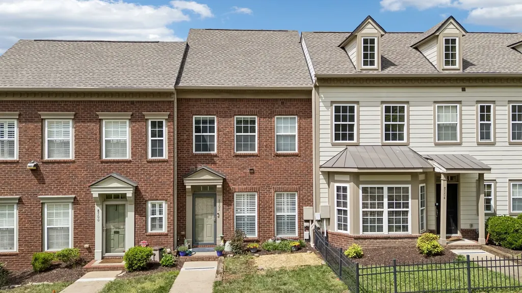 8502 Novak Lane Nashville TN 37211