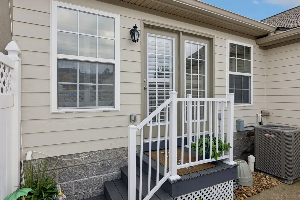 8502 Novak Lane Nashville TN 37211