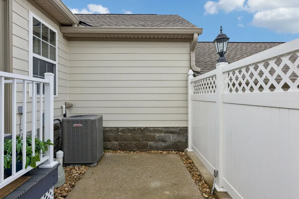 8502 Novak Lane Nashville TN 37211