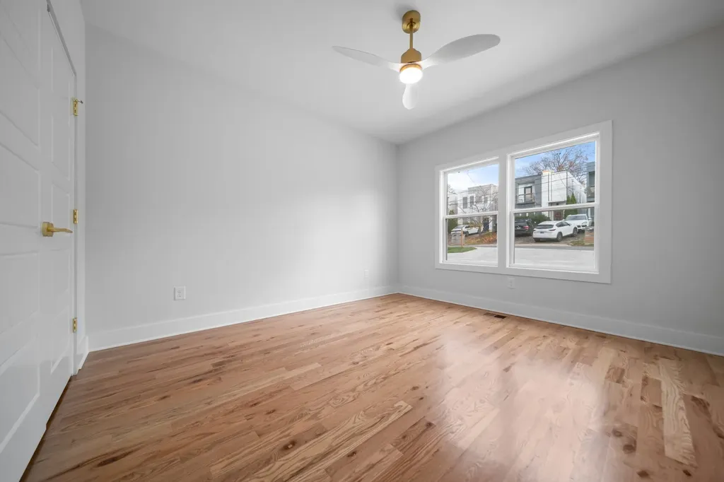2118A Burns Street Nashville TN 37216