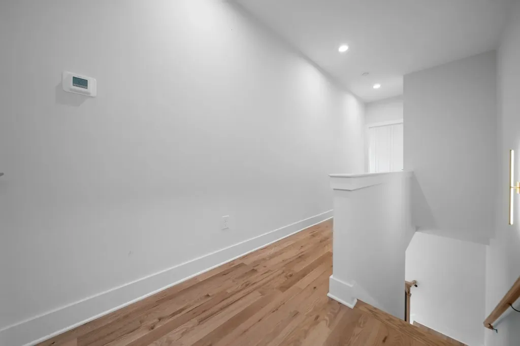 2118A Burns Street Nashville TN 37216