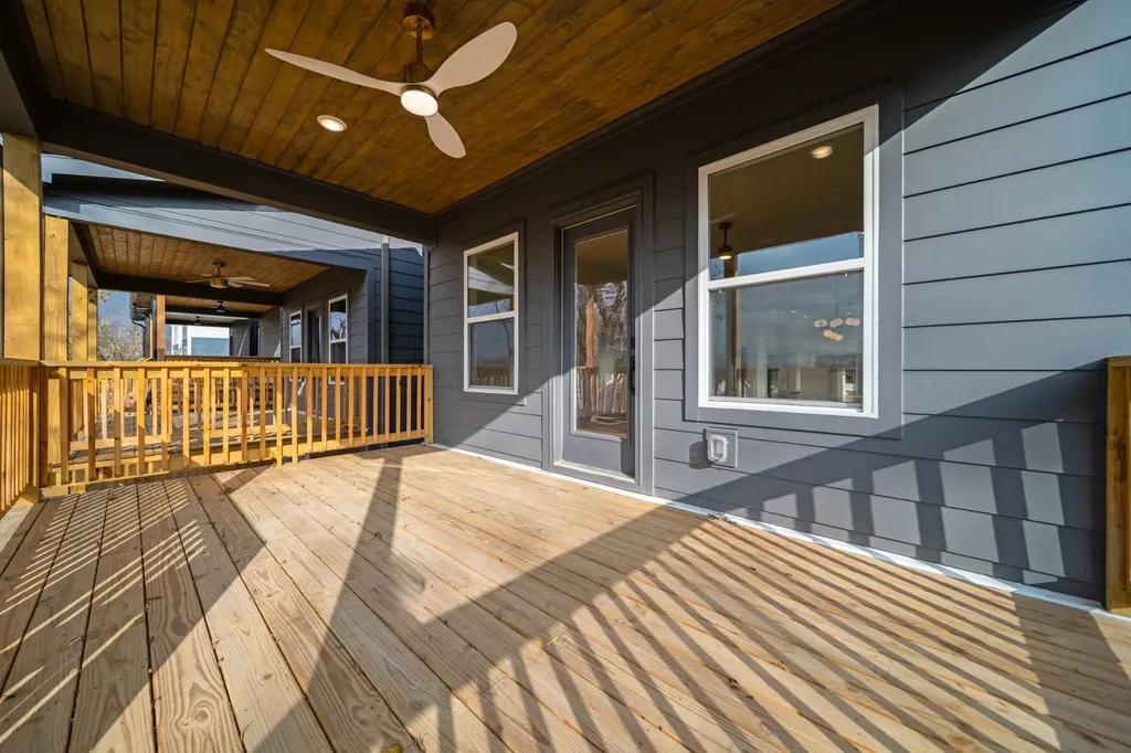 2118A Burns Street Nashville TN 37216