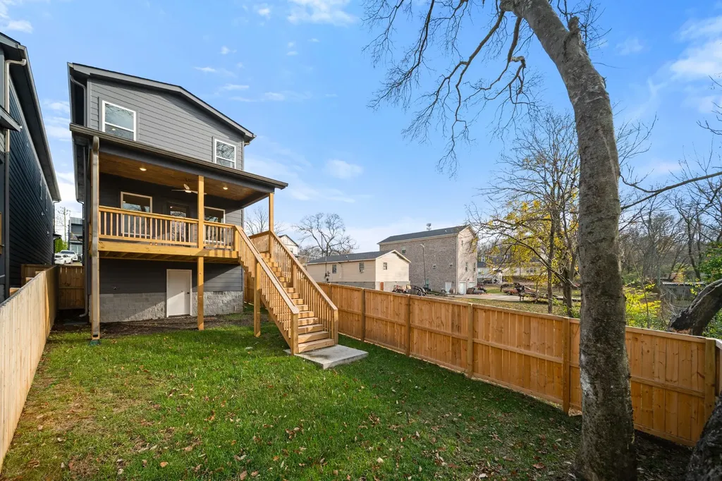 2118A Burns Street Nashville TN 37216