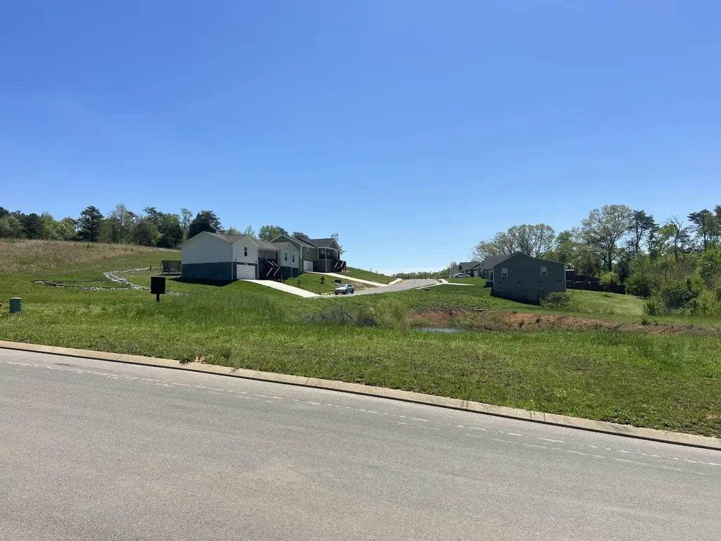 4 Brookstone Heights Lane Dayton TN 37321