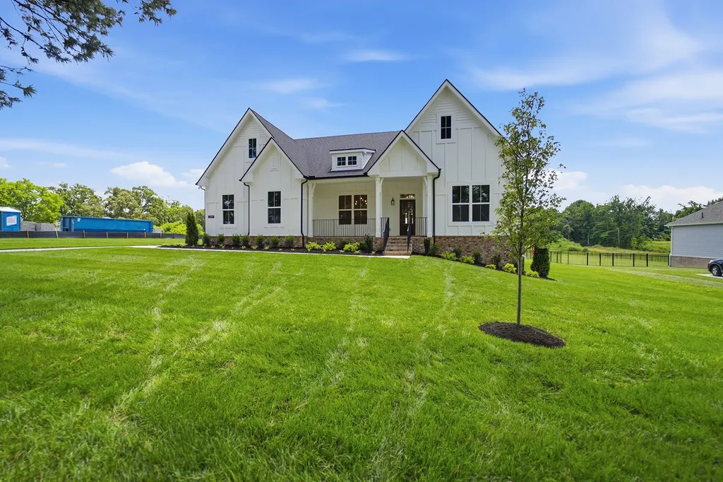 7291 Belvoir Drive Fairview TN 37062