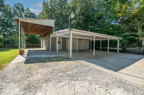 530 N Main Street Loretto TN 38469