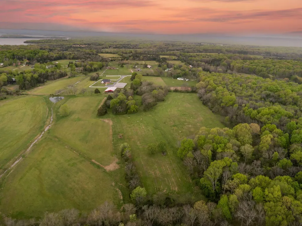 6 Corinth Road Mount Juliet TN 37122