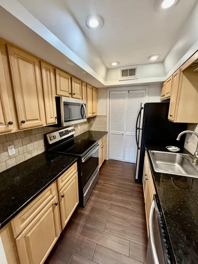 5025 Hillsboro Pike Nashville TN 37215