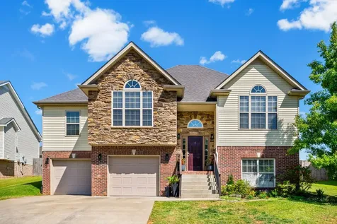 717 W Accipiter Circle Clarksville TN 37043