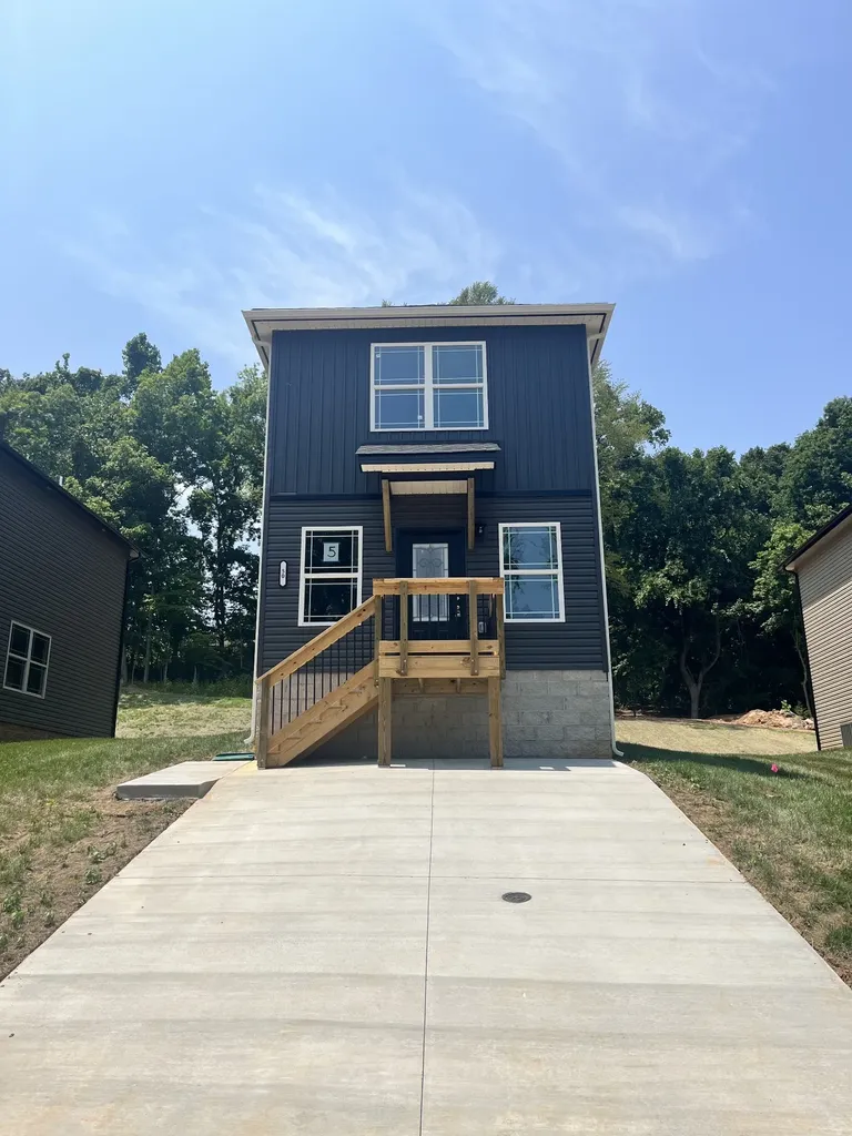 50 Cave Springs Road Clarksville TN 37042