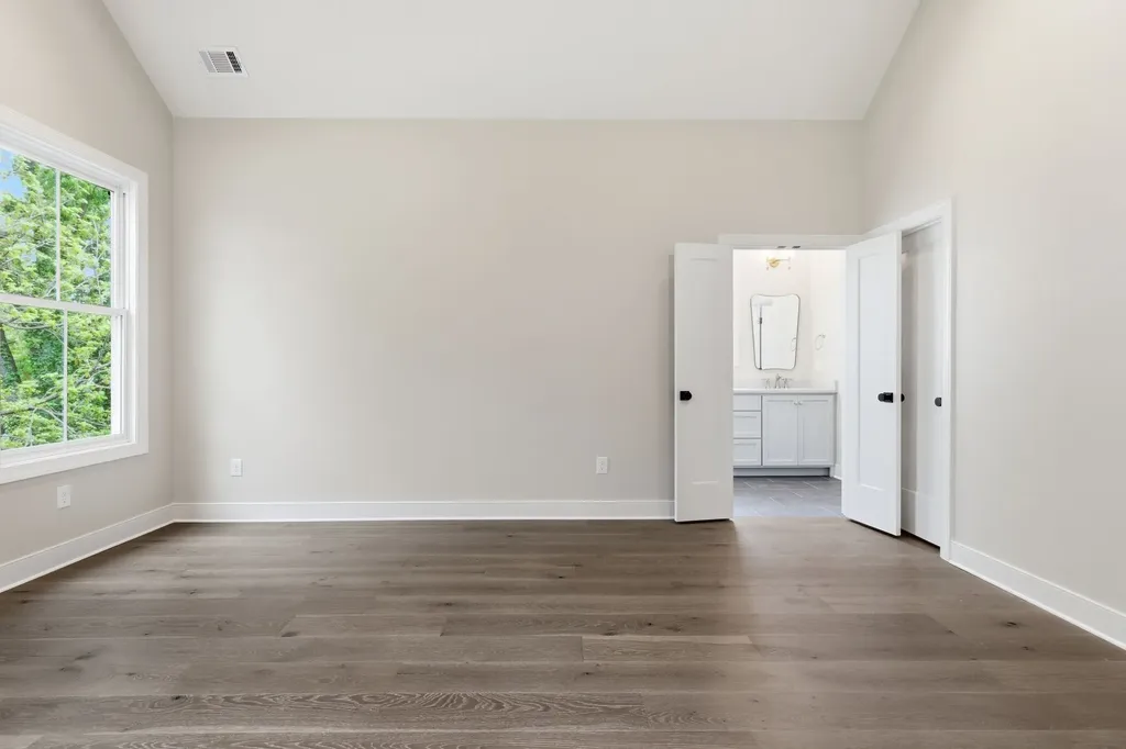 6332A Columbia Avenue Nashville TN 37209