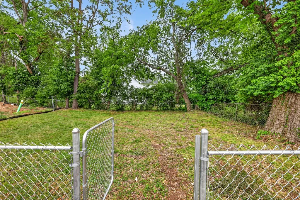 1413 Porter Road Nashville TN 37206