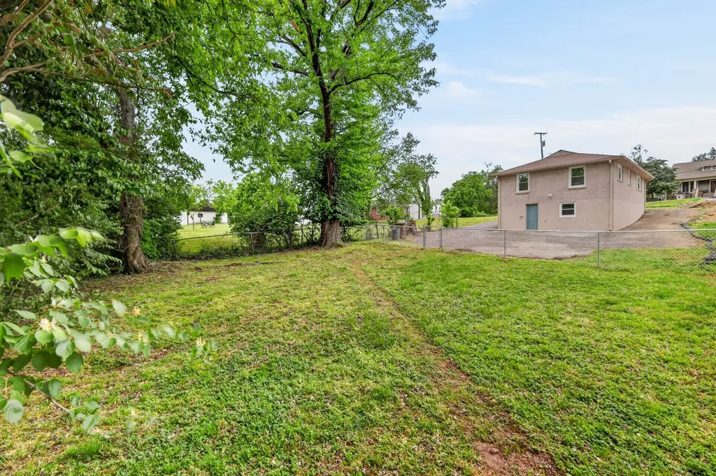 1413 Porter Road Nashville TN 37206