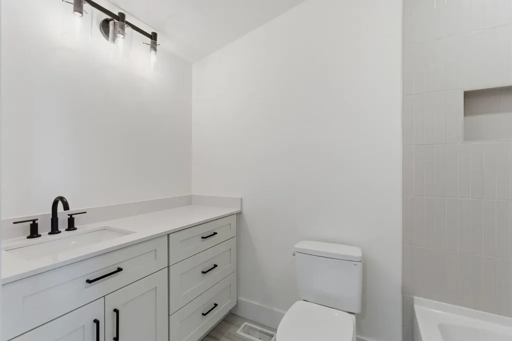 1111 Petway Avenue Nashville TN 37206