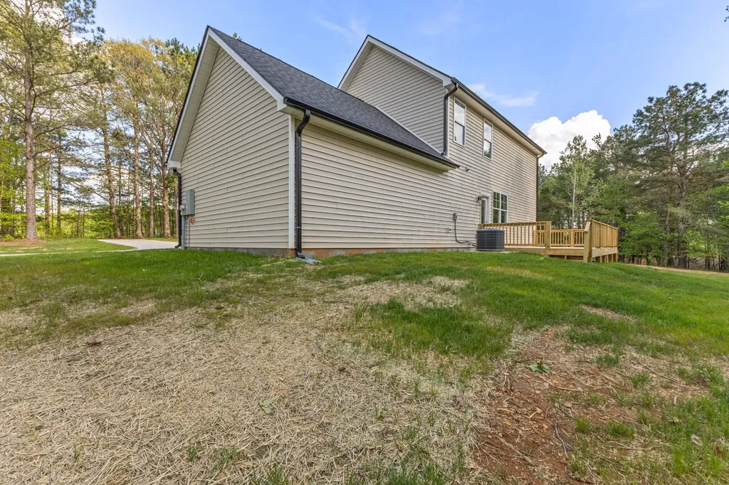 1013 Walnut Grove Road Dickson TN 37055