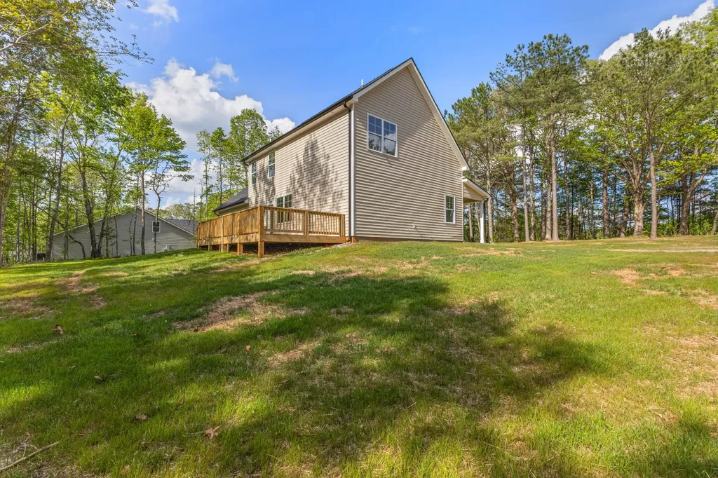 1013 Walnut Grove Road Dickson TN 37055