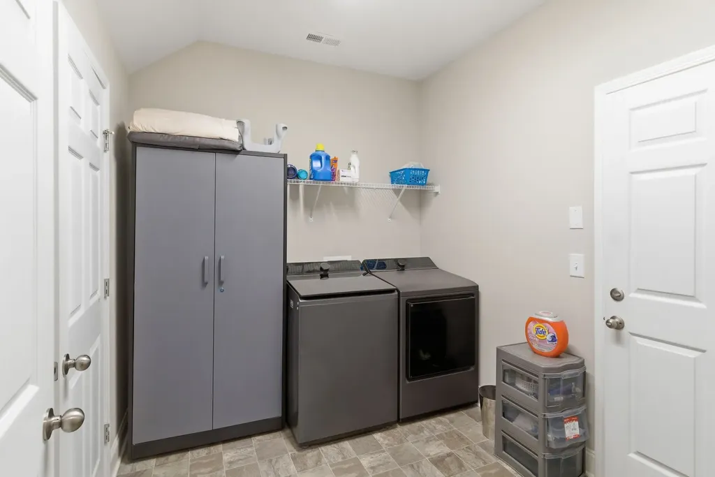 3223 Chaucer Lane Gallatin TN 37066