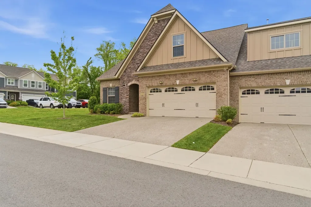 3223 Chaucer Lane Gallatin TN 37066