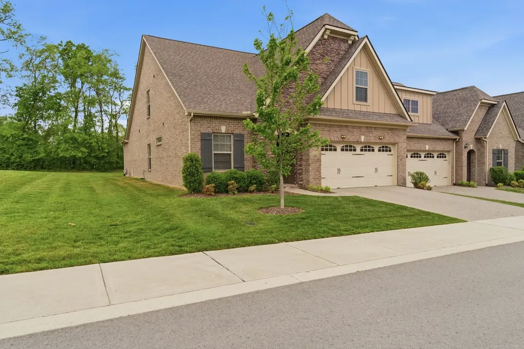 3223 Chaucer Lane Gallatin TN 37066