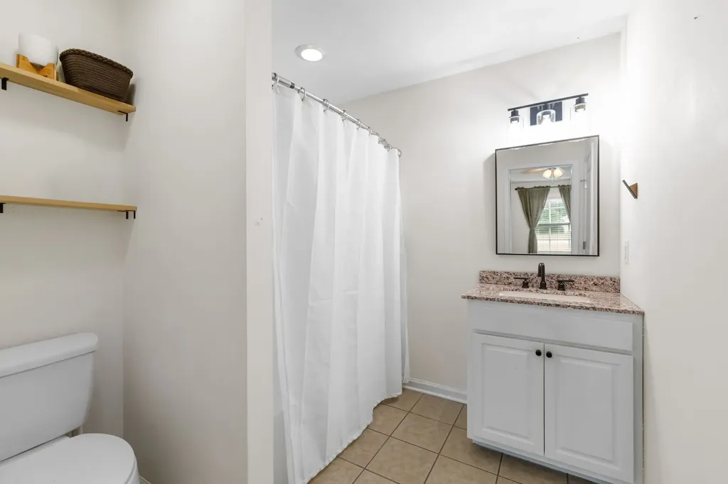 216 Williamsburg Circle Tullahoma TN 37388