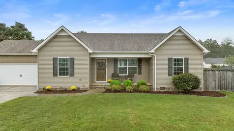 216 Williamsburg Circle Tullahoma TN 37388