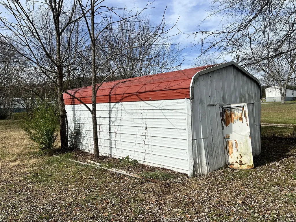 5890 Cainsville Road Lebanon TN 37090