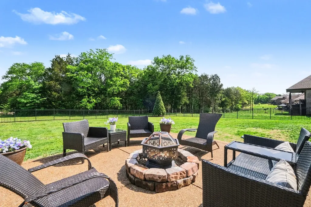1365 Mires Road Mount Juliet TN 37122