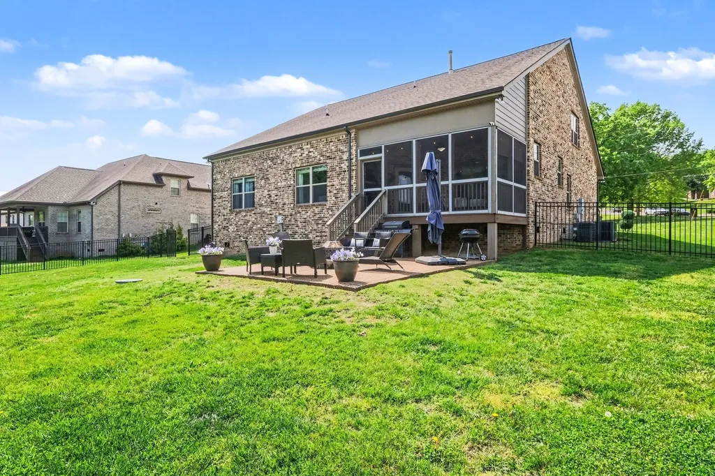 1365 Mires Road Mount Juliet TN 37122
