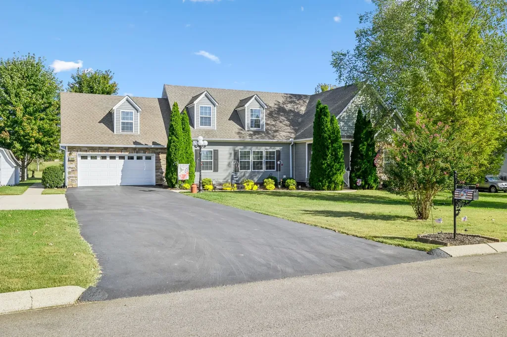 2305 Mustang Way Spring Hill TN 37174