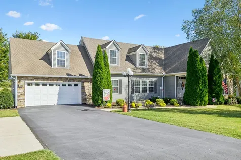 2305 Mustang Way Spring Hill TN 37174