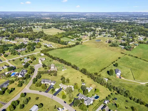 2305 Mustang Way Spring Hill TN 37174