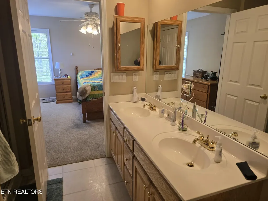 106 Lafayette Point Crossville TN 38558