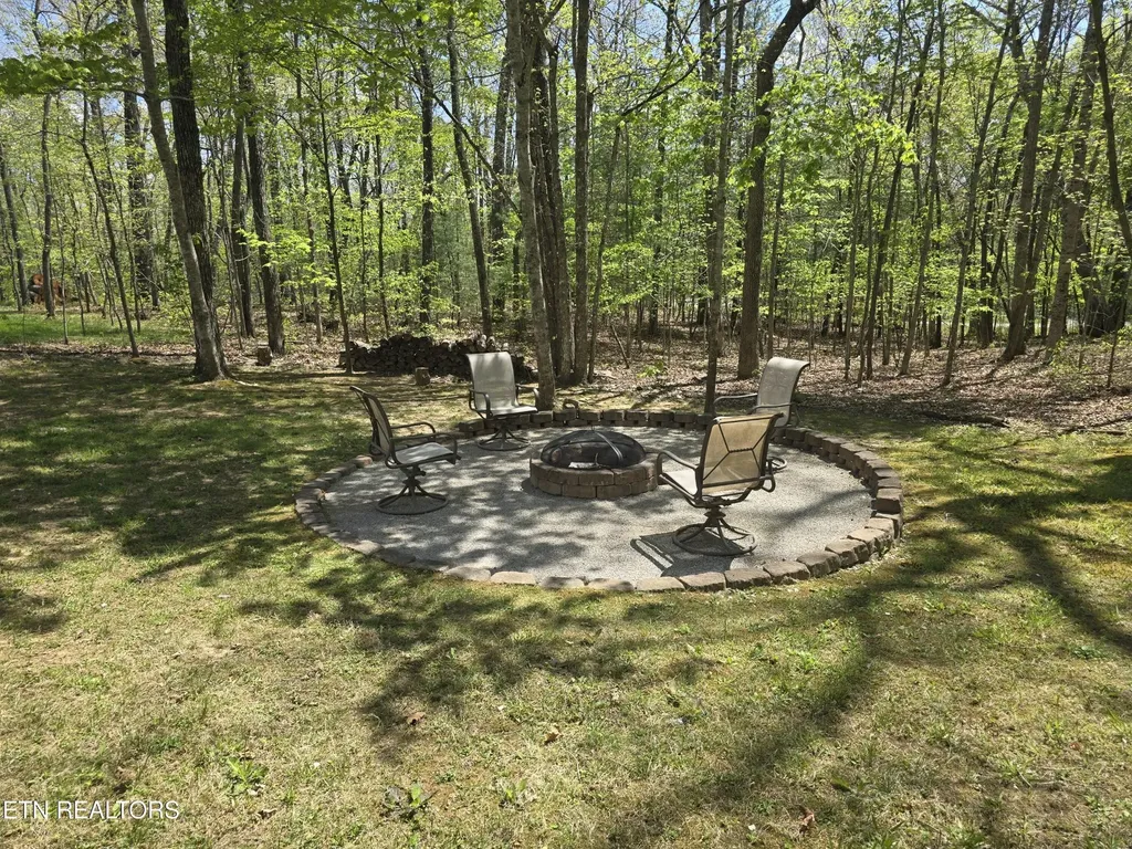 106 Lafayette Point Crossville TN 38558