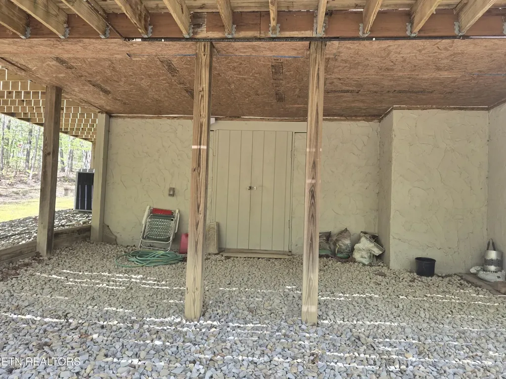 106 Lafayette Point Crossville TN 38558
